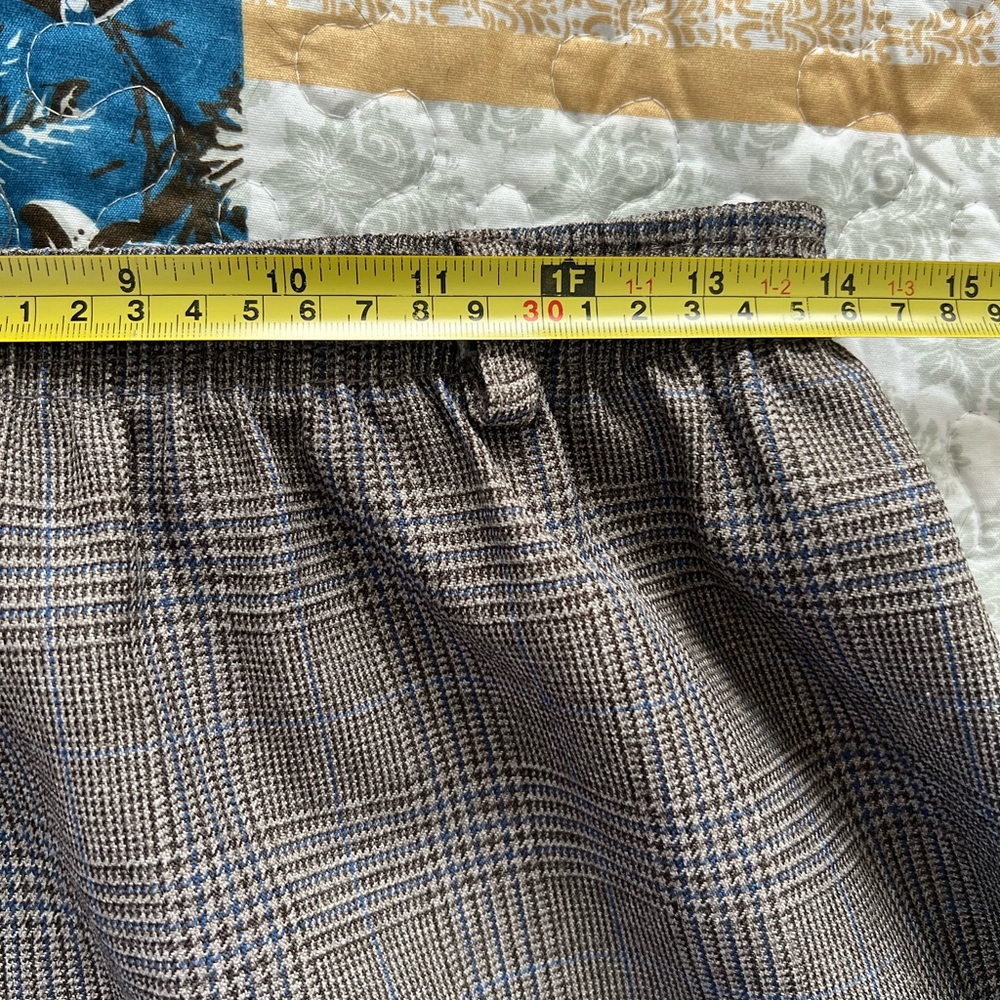 Alfred Dunner Gray Plaid A-Line Skirt - Picture 8 of 10